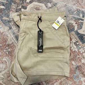 Supplies by Unionbay Tan Shorts Size 14 NWT